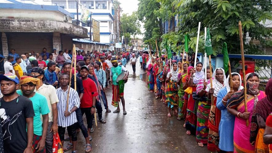 Bengal: Thousands of Tribals Protest Against Open-pit Coal Mining Project in Deucha Panchami